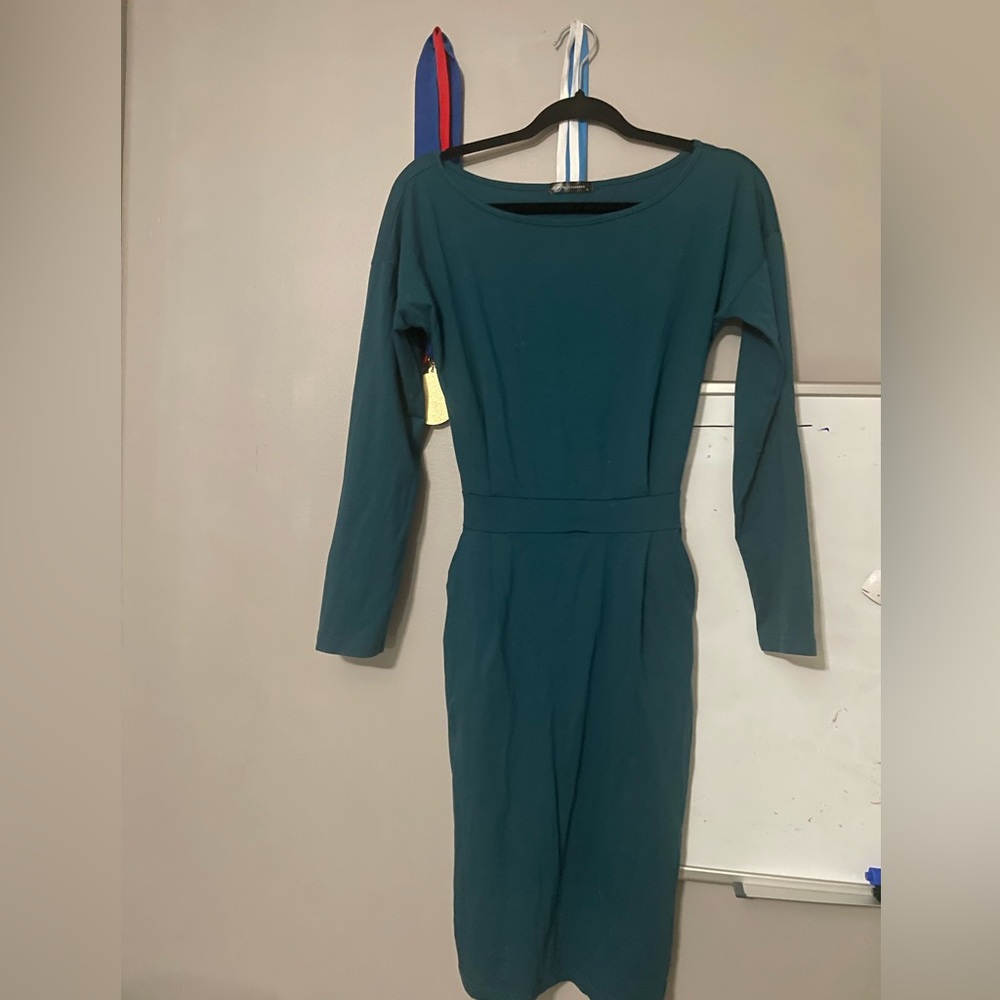 Elegant Teal Long Sleeve Dress